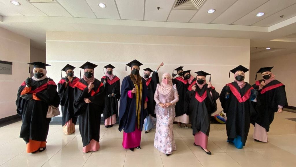 convocation-pelajar-skm-seni-solekan-tahap-2-dan-tahap-3-ikin-ikirdz-make-up-and-artistry-academy