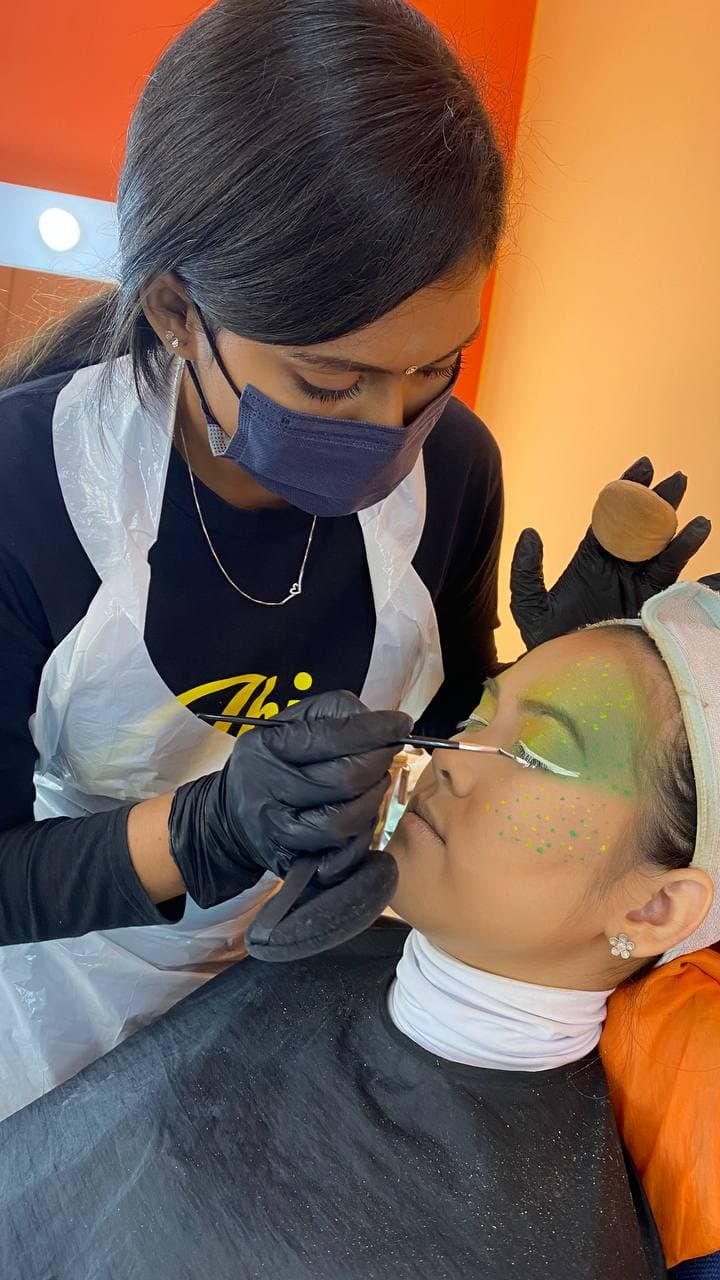 persiapan-make-up-solekan-avant-garde-skm-seni-solekan-tahap-3